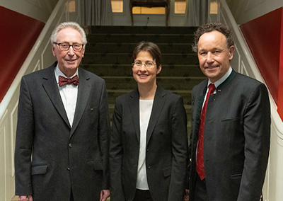 Wissen­schafts­preise der Weinhei­mer Hector Stiftung gehen an die Mathe­ma­ti­ke­rin Prof. Anna Wienhard und den Bioche­mi­ker Prof. Chris­tian Haass